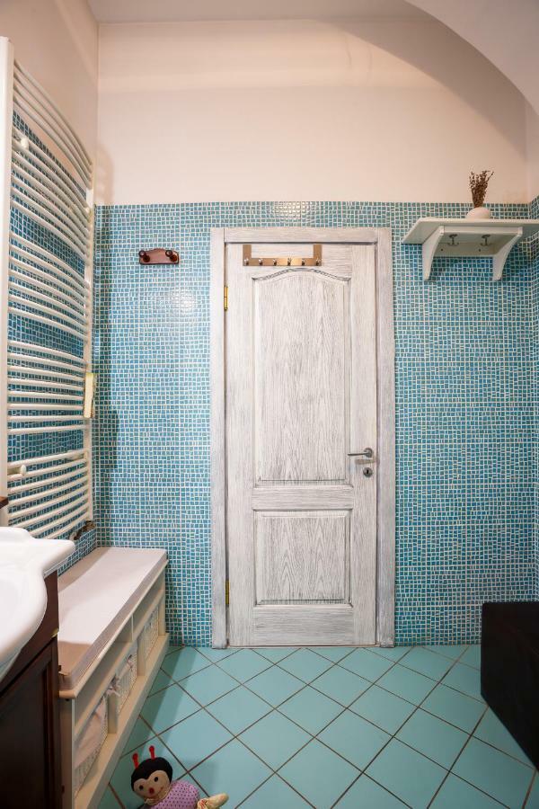 Old Square Apartments 3 تيميشورا المظهر الخارجي الصورة